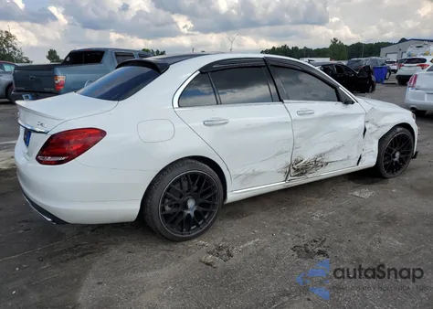 2015 Mercedes-Benz C 300 4Matic from USA, damaged, VIN 55SWF4KB5FU053199